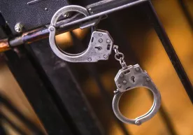 ДХХ қатор мансабдор шахсларга нисбатан жиноят иши қўзғатди фото