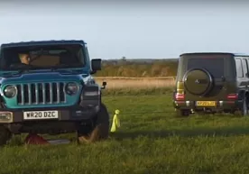 Defender, G-Class ва Jeep Wrangler ўзаро арқон тортишди (видео) фото