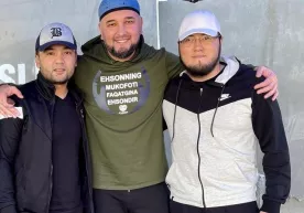 Jasur Rafiqovning onasi Sardor Rahimxon uning davolanishi uchun 25 ming dollar bermoqchi bo‘lgani haqida aytdi фото