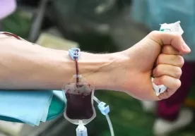 Sog‘ayganlardan olingan qon plazmasi koronavirus yomonlashuvining oldini ololmaydi фото