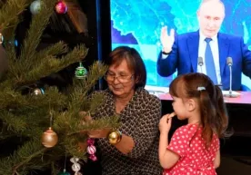 Putin Yangi yilga 7 yoshgacha bo‘lgan barcha bolalarning ota-onalariga 5 ming rubllik to‘lovni va’da qildi фото