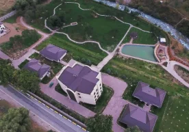 Қирғизистонда Атамбоевнинг қароргоҳи мусодара қилинди фото