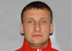 Суд 15 йил қамоқ жазоси берганидан сўнг судланувчи суд залидан қочиб кетди... фото