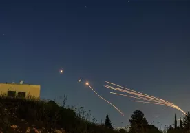 Livandan Isroil tomon o‘nlab raketalar uchirildi фото