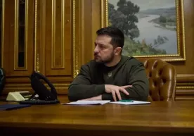 Зеленский: “Агар снарядлар етарли бўлмаса, Украина Россия ҳужумини қайтара олмайди” фото