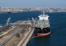 АҚШ Россия нефтининг Хитойга сотилишига қарши санкцияларни таклиф қилди фото