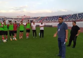Namangan viloyati hokimi "Navbahor" futbolchilariga motivatsiya berdi фото