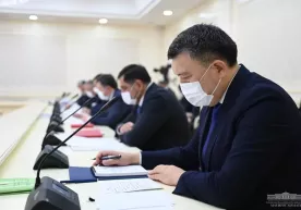 Президент сусткашликка йўл қўйилган ҳудудларни санади фото