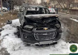 Тошкентда «Captiva» автомашинаси кутилмаганда ёниб кетди фото