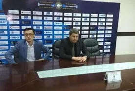 Kumikov: "Hujumchi darvoza tomon zarba berishi kerak, u esa chekib turibdi!" фото