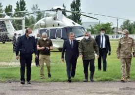 «Вазият тўлиқ назоратга олинган» – Президент ва ҳукумат аъзолари Сардобада фото