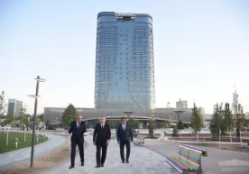 Shavkat Mirziyoyev Tashkent City qurilishi bilan tanishdi (foto) фото