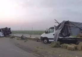 В Ташобласти ДТП: водитель зажат в салоне фото