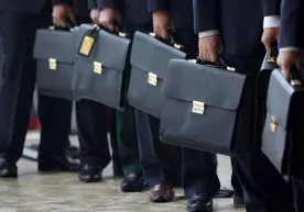 Faoliyati tugatilayotgan davlat boshqaruvi organlari ro‘yxati фото