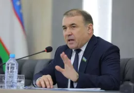 Вазир ишсизликка қарши чоралар ҳақида: «Товуқ боқишни хоҳламаган кишига товуқ бердик...» фото