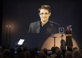 Сноуден ўзининг АҚШга топширилишига доир хабарларга муносабат билдирди фото