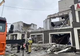 Lisichansk o‘qqa tutilishi oqibatida o‘nlab kishilar halok bo‘ldi фото