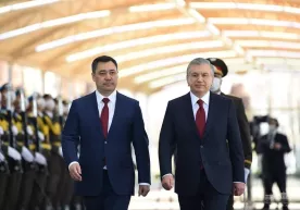 Шавкат Мирзиёев Кўксаройда Садир Жапаров билан музокара ўтказмоқда фото