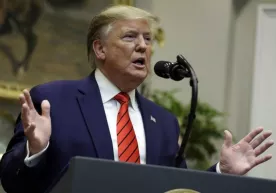 Трамп ўзига қарши импичмент жараёнини давлат тўнтарувига уриниш деб атади фото