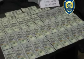 Наманганда 3900 доллар миқдоридаги қалбаки банкноталар тўхтатиб қолинди фото