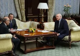 Лукашенко Шавкат Мирзиёевнинг сиёсати ҳақида: «У билан Ўзбекистоннинг режалари ҳақида гаплашганда, ҳатто баъзида қўрқиб кетаман» фото