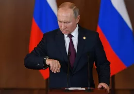 «Абадийлик қонуни»: Путин президентлик муддатини «нуллаштирувчи» ҳужжатга имзо чекди фото