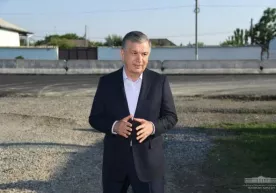 Президент Оқолтин ва Мирзаобод туманларидаги маҳаллаларни бориб кўрди фото
