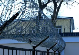 Сенат маҳкумлар жазосини оғирлаштиришга оид тартибларни маъқуллади фото