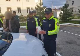 Ургутда машинасидан қорадори топилган ҳайдовчига жиноят иши қўзғатилди фото