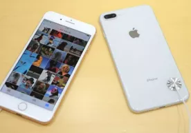 iPhone Х нинг биринчи партияси саноқли дақиқалар ичида сотиб бўлинди фото