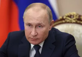 Россия тарғибот нашрида Путинни танқид қилувчи мақолалар пайдо бўлди фото