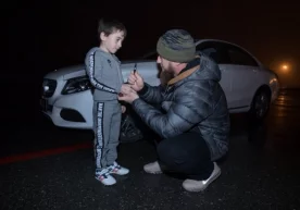 Qodirov chechenistonlik 5 yoshli bolaga Mercedes sovg‘a qildi фото
