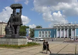 Қозоғистонда карантин даврида 500 кишилик тўй ўтказган амалдор ишдан олинди фото