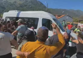 Argentina prezidentining avtomobili toshbo‘ron qilindi (video) фото