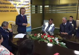 Конституция куни муносабати билан “халқ артистлари” халққа концерт беради фото