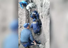 Андижонда хандақ қазиётганда тупроқ босиб қолган фуқаро қутқарилди фото