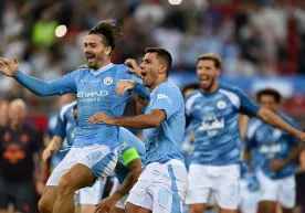 "Manchester City" earned a place in the playoffs thanks to a comeback (video) фото