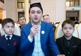 O‘zbekistonda 9 yashar bola 30 pora Qur’onni yod oldi (video) фото
