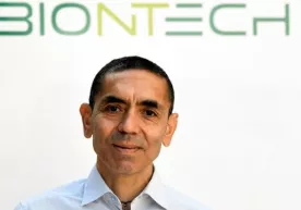 BioNTech kompaniyasi rahbari odamlar qachon odatiy hayot tarziga qaytishi mumkinligini aytdi фото