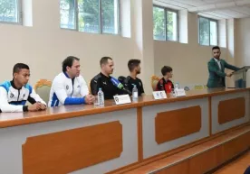 Ўзбекистон U-14 ва «Эйбар» U-15 жамоалари бош мураббийлари иштирокида матбуот анжумани бўлиб ўтди фото