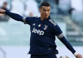 Ronalduning agenti uning xizmatlarini APL klubiga taklif qilmoqda фото