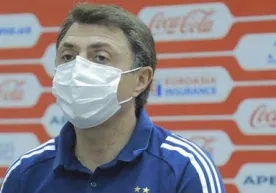 Шота Арвеладзе: "Машарипов биз учун ҳам, ўзбек футболи учун ҳам катта ишлар қиляпти" фото