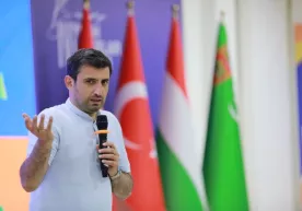 Bayraktar дронлари муаллифи Селчук Байрактар оиласи билан Ўзбекистонга келди фото