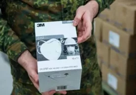 Берлин АҚШни Германияга мўлжалланган ниқобларни қароқчиларча эгаллаб олишда айблади фото