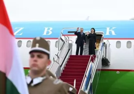 Мирзиёев Венгрияга ташрифини якунлаб, Словенияга жўнаб кетди фото