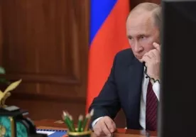 Путин Макрон ва Шольц билан Украинадаги вазиятни муҳокама қилди фото