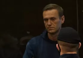 Суд Алексей Навальнийга 3,5 йиллик қамоқ жазосини тайинлади фото