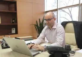 Beeline бош директори абонентлар билан бевосита мулоқот анъанасини давом эттирмоқда фото