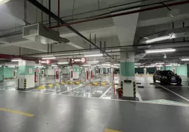 Xitoyda Tesla’ning dunyodagi eng katta quvvatlantirish stansiyasi ochildi фото