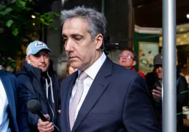 Трампнинг собиқ адвокати судда актрисага тўланган пуллар ҳақида маълум қилди фото